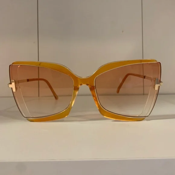 Oversized Orange Yellow and Gold Fashion Sunglasses!! - Picture 3 of 16